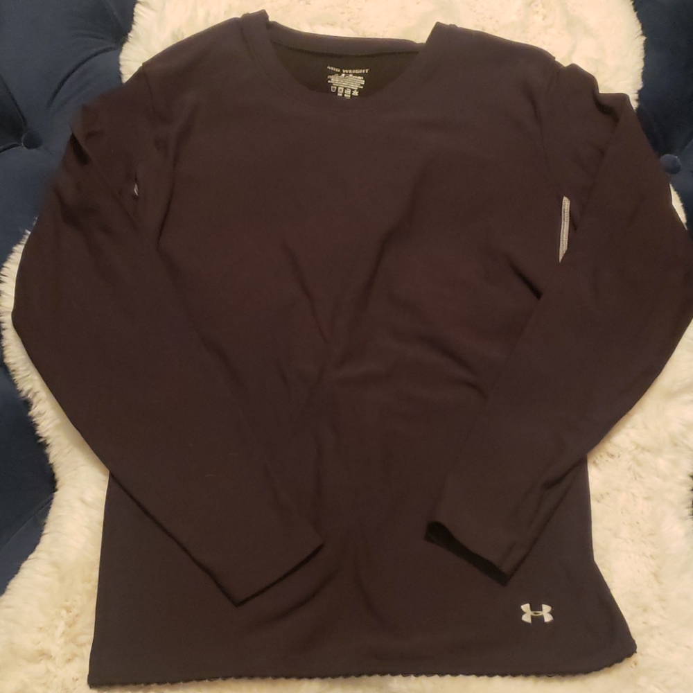 Under Armour black mid weight long sleeve shirt.